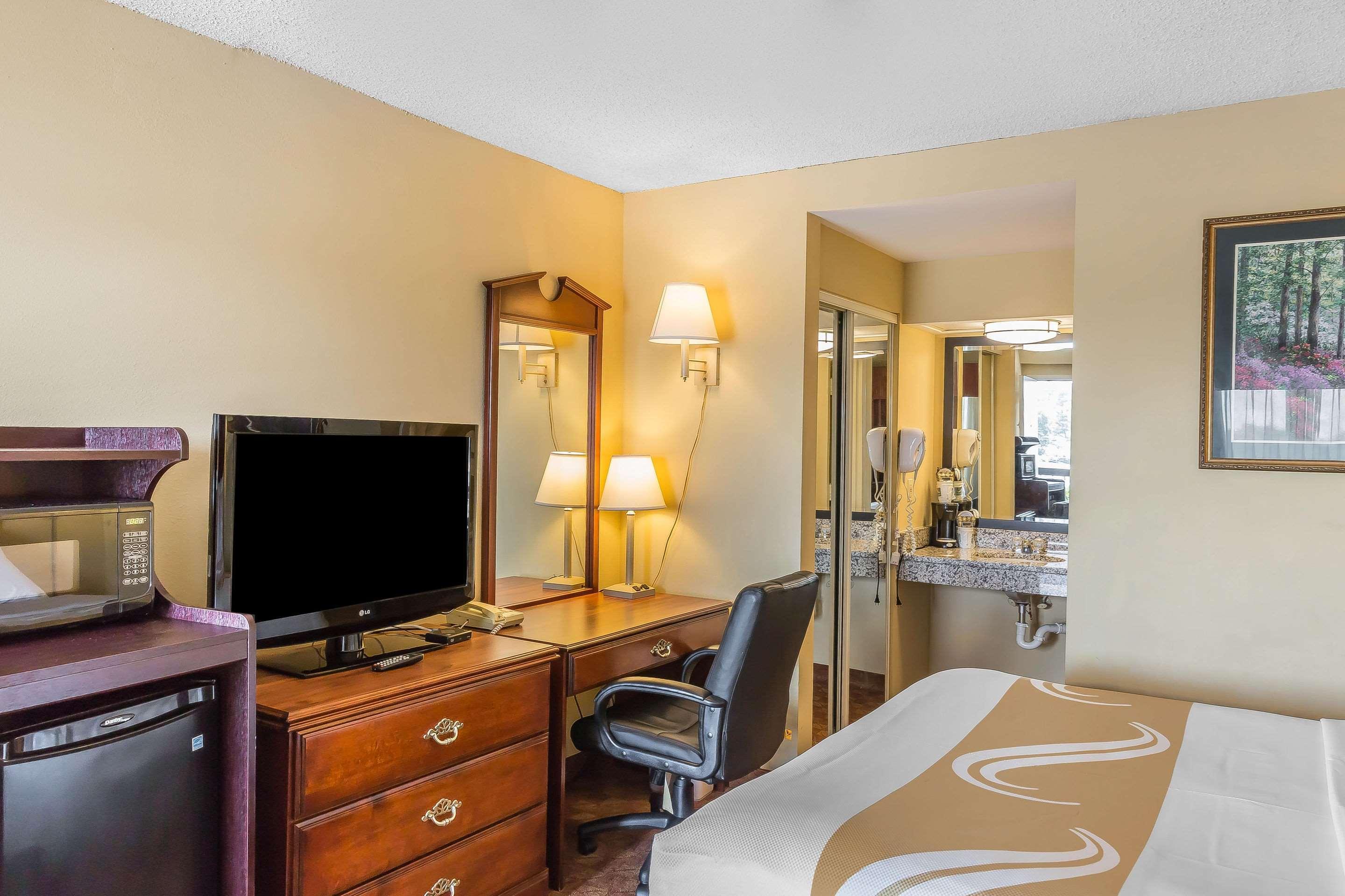 Quality Inn Calera Extérieur photo