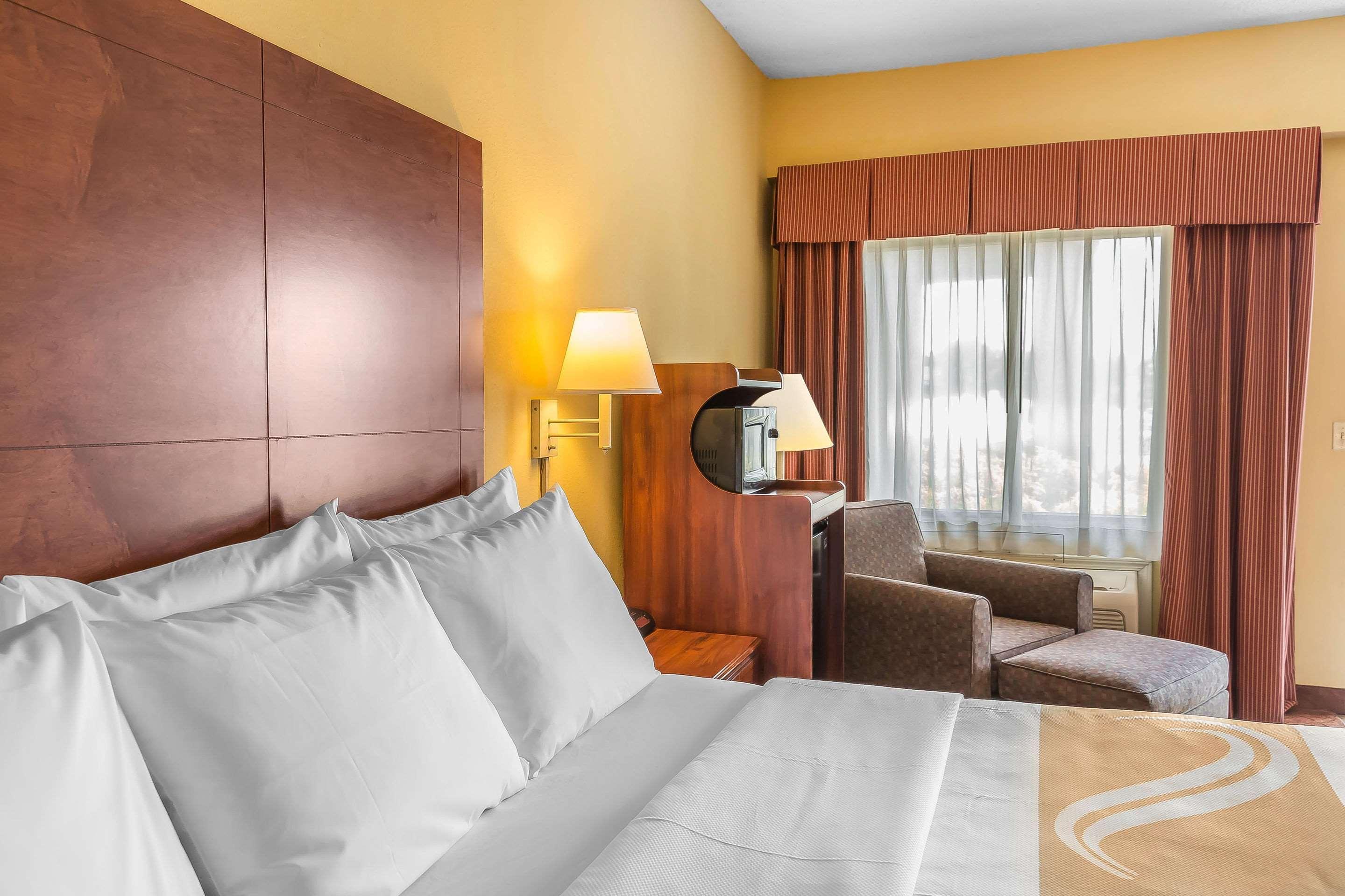 Quality Inn Calera Extérieur photo
