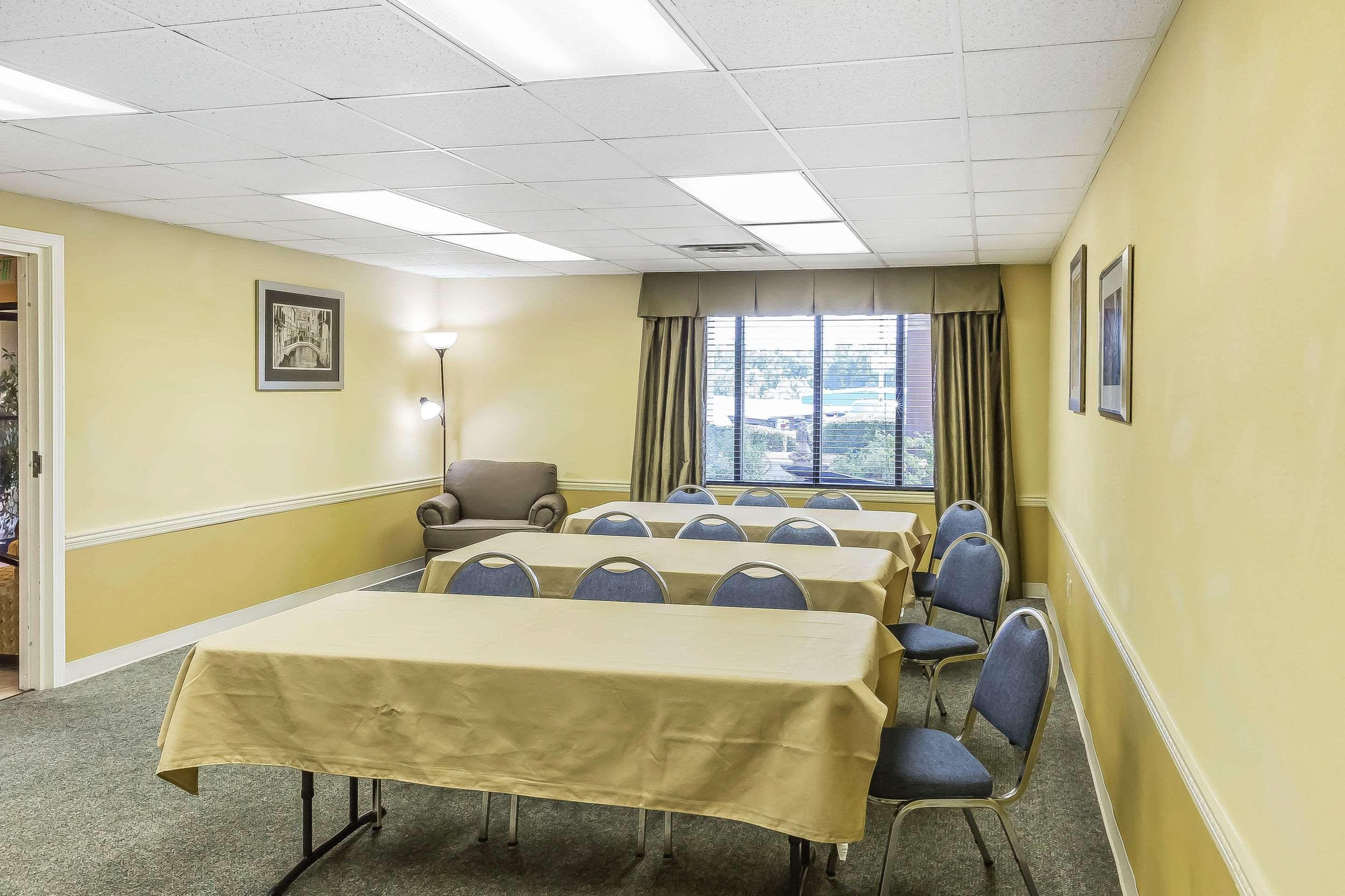 Quality Inn Calera Extérieur photo