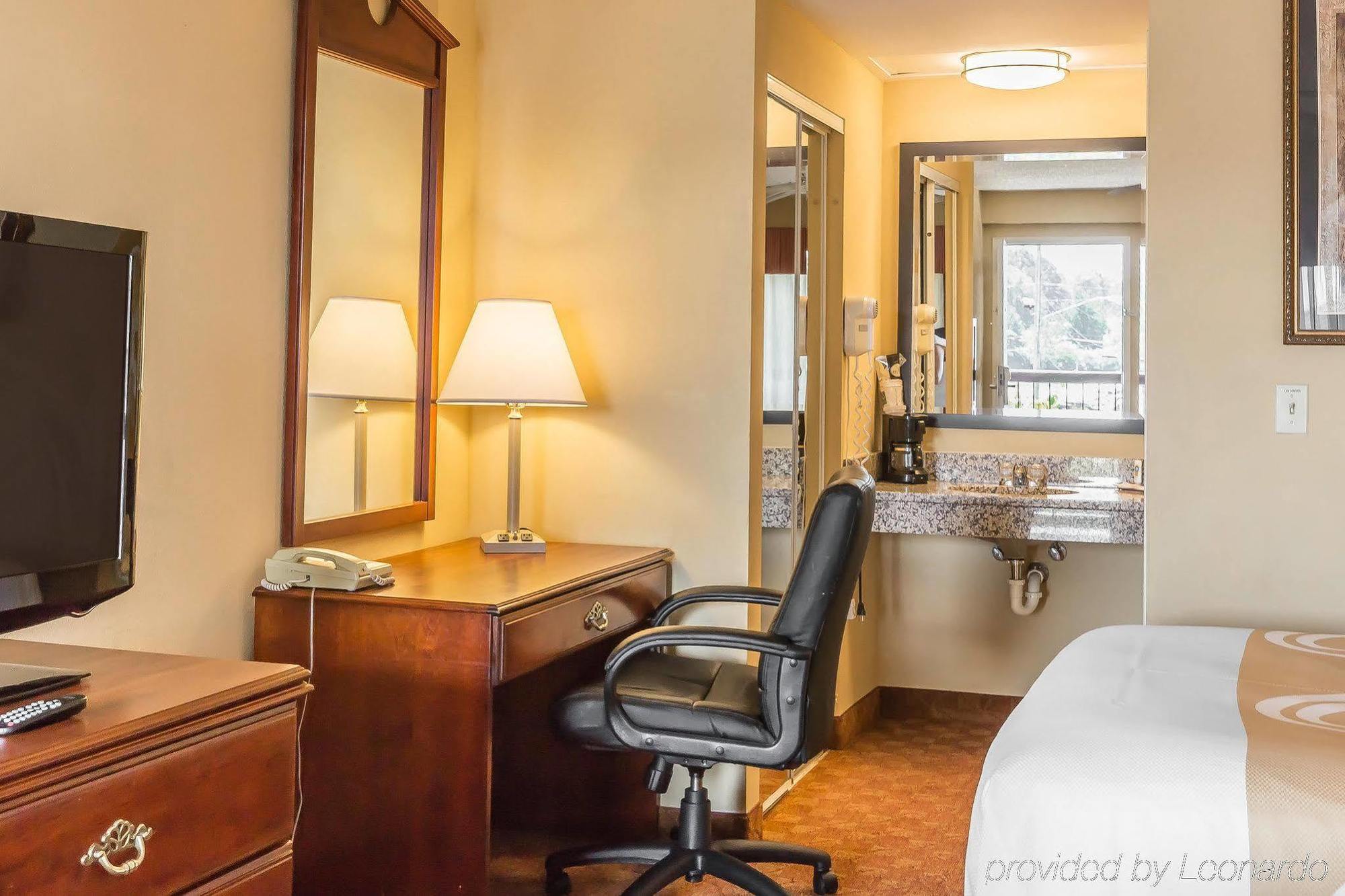 Quality Inn Calera Extérieur photo