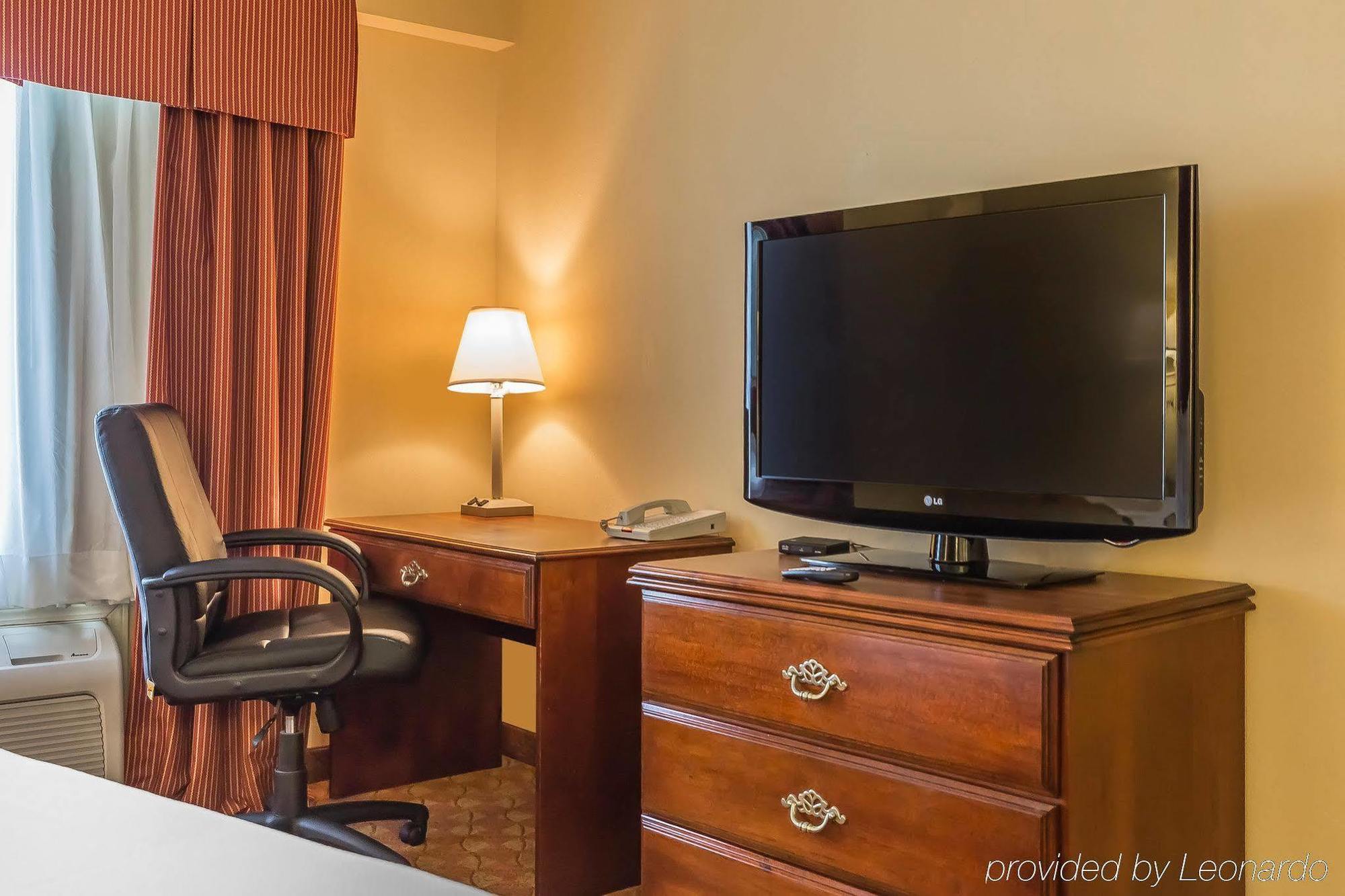 Quality Inn Calera Extérieur photo