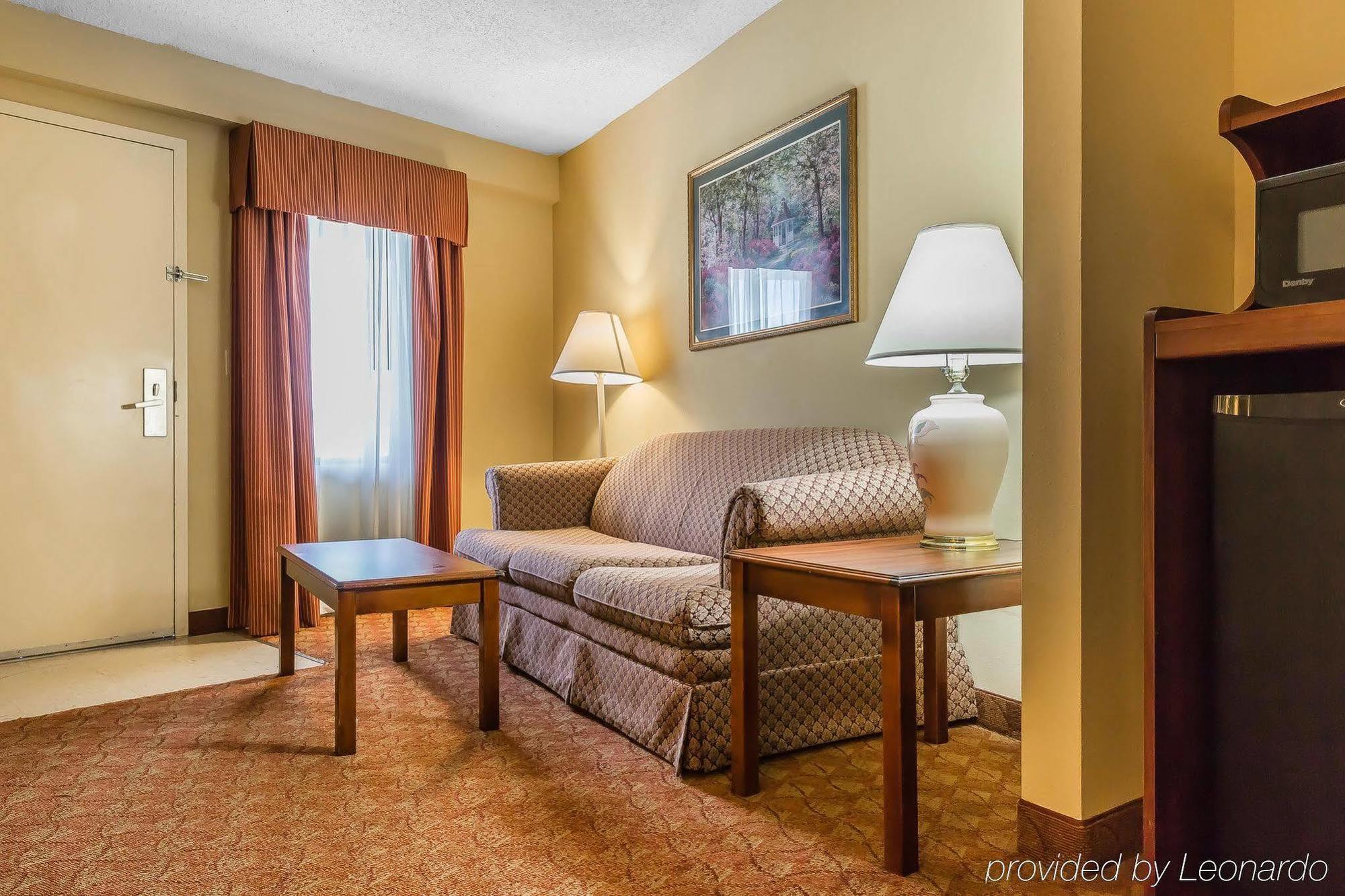 Quality Inn Calera Extérieur photo